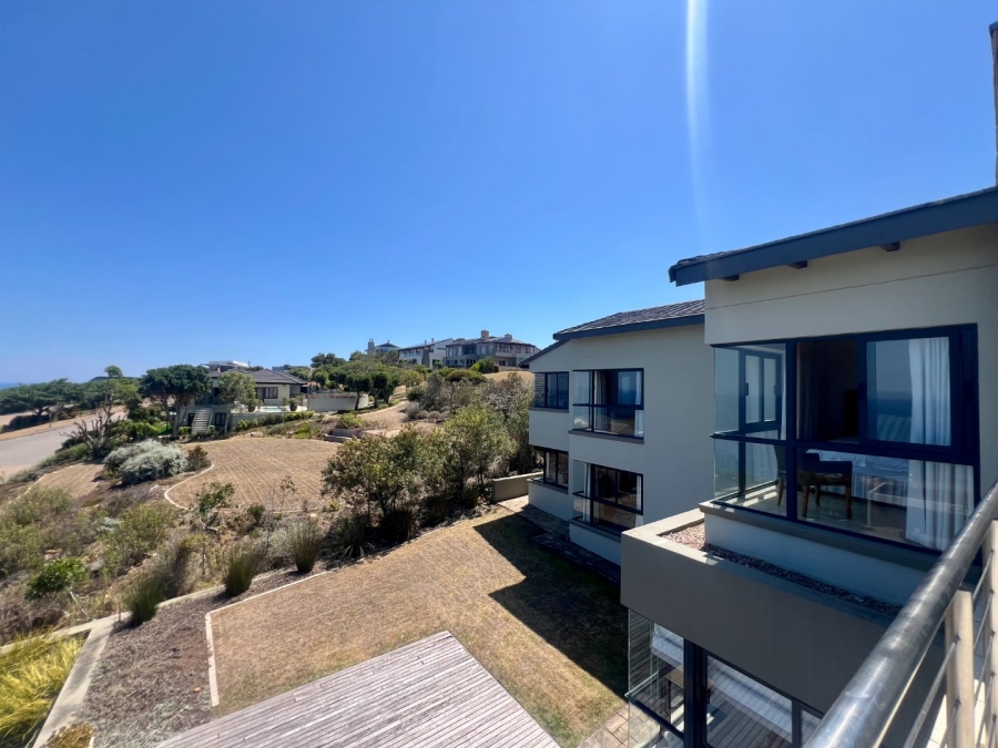 5 Bedroom Property for Sale in Oubaai Western Cape